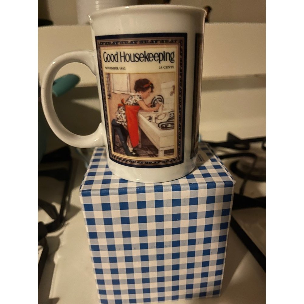 NIB The Hearst Corp Good Housekeeping Coffee Cup / Mug 1931 1932 1936 Girls Chor